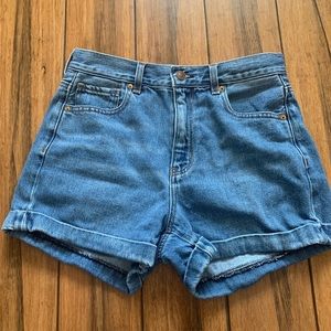 AE mom shorts